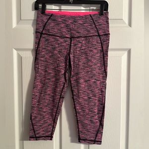 Victoria Sport by Victoria’s Secret Capri Athletic Leggings